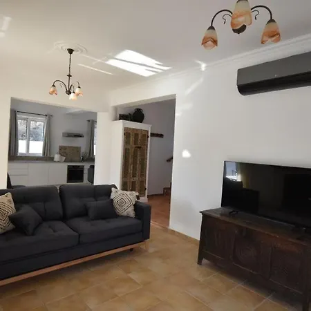 Sofia Near Faliraki Willa Kalithies